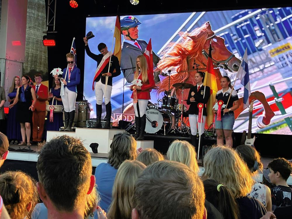 250809_Viergangkombination_YR_Daniel Rechten_Leni Köster.jpg