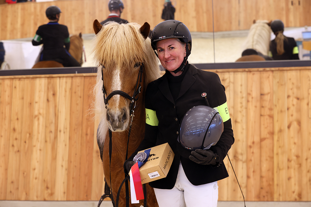 IMG_9988_vanessa_reisinger_feather_prize_1000x667Foto_Kerstin Biesecker-Rohlfs.jpg