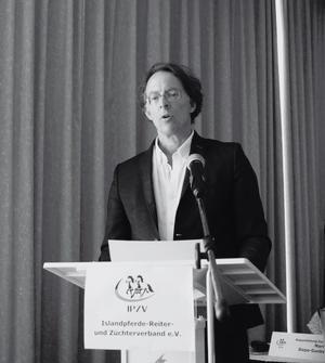 Jens Maxheimer_IMG_8845-2 - bearbeitet.jpg