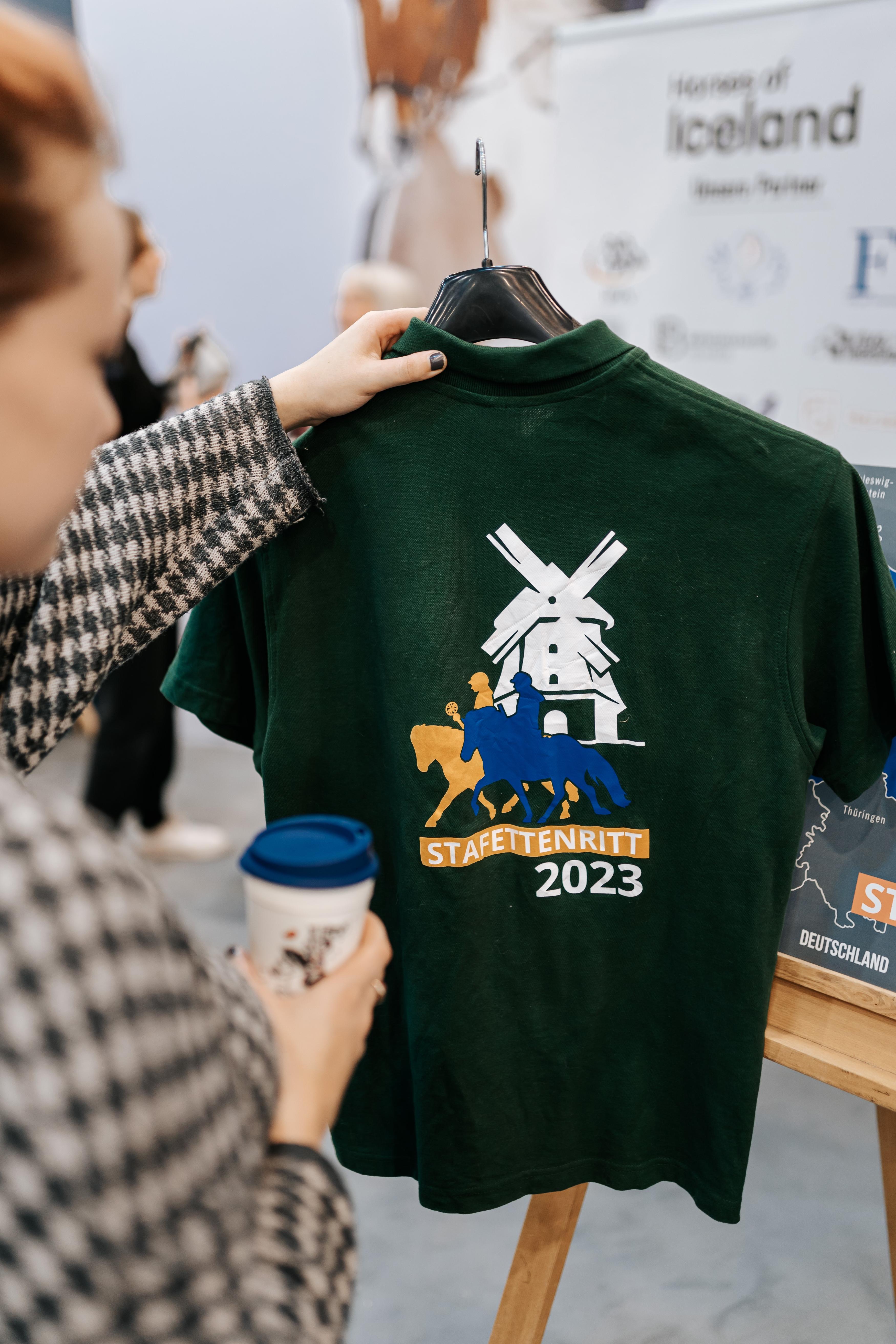 Stafettenritt T-Shirt 2023.jpg
