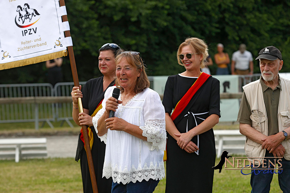 250618 Aufmarsch 2.jpg