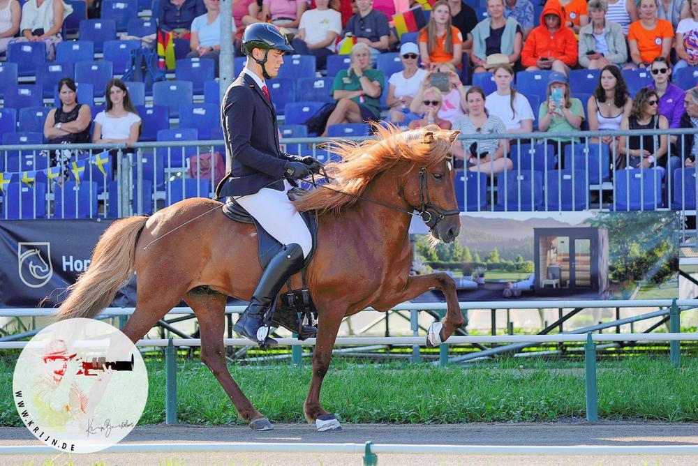 250808_ V1_Daniel Rechten_Óskar från Lindeberg.JPEG