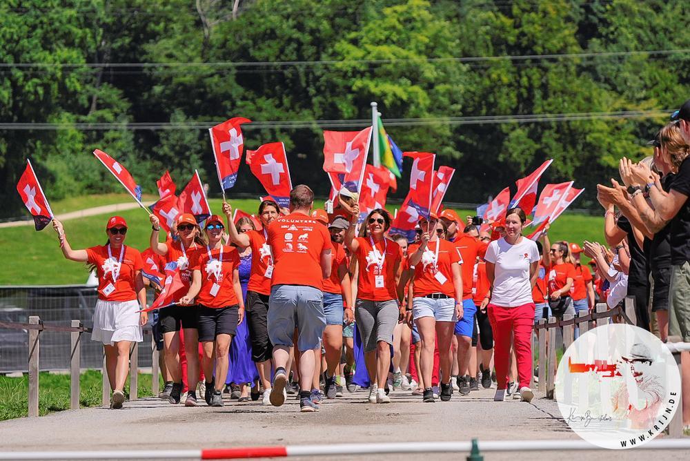 250810_Aufmarsch der Helfer.JPEG