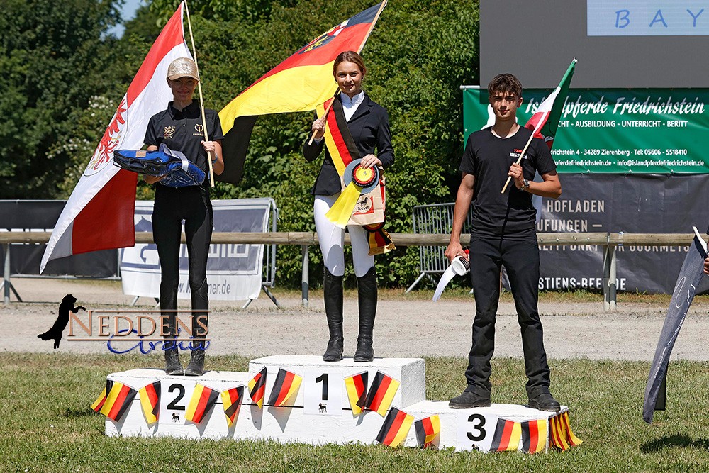 250620_J1.P3_Tabitha Hoffeld.jpg