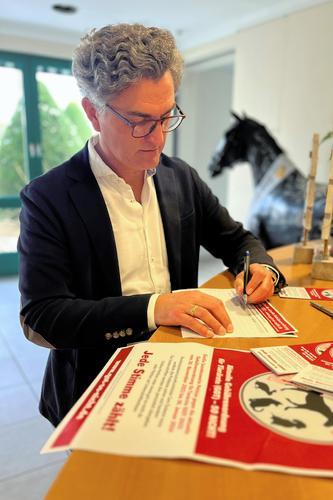 GOT-Petition_Lauterbach_Foto_FN_pa.jpg